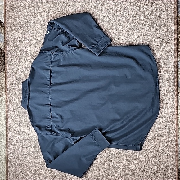 Men's Shirt - Picture 11 of 16